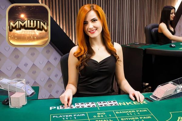 Học cách chia bài trong live casino Mmwin